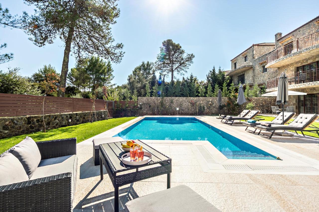 Filia Stone Villa Gouvia Exterior foto
