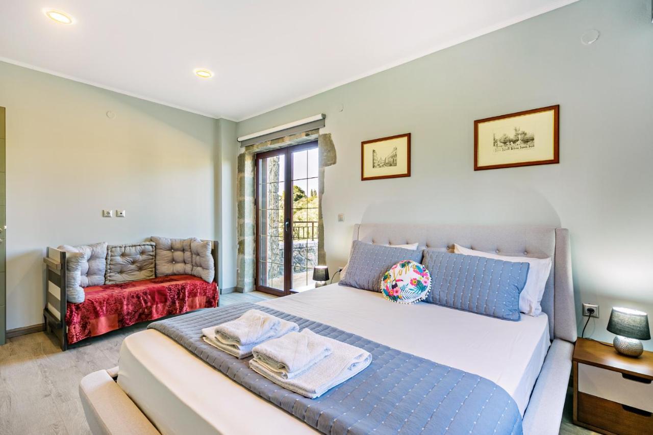 Filia Stone Villa Gouvia Exterior foto