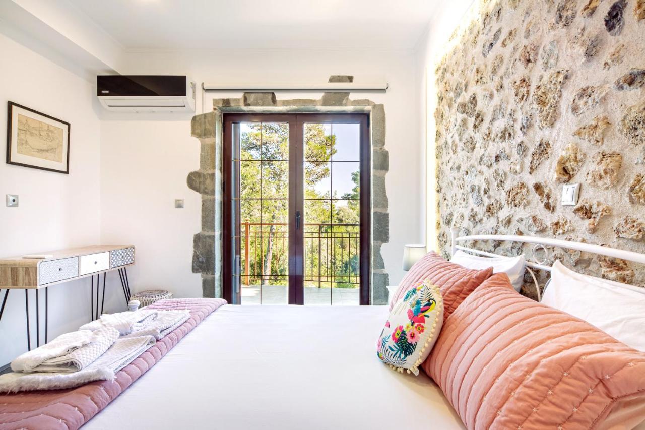 Filia Stone Villa Gouvia Exterior foto