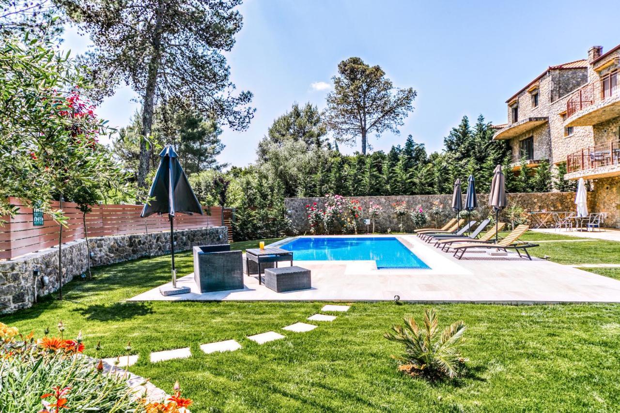 Filia Stone Villa Gouvia Exterior foto
